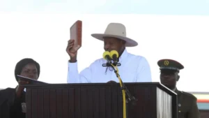 Ouganda : Museveni réinvesti, symbole d’une longévité politique africaine